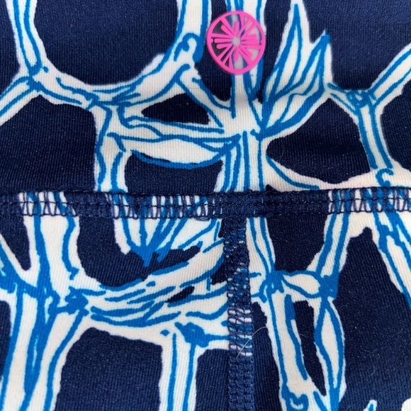 Lilly Pulitzer Luxletic Yoga Pants Size Medium - Picture 6 of 10